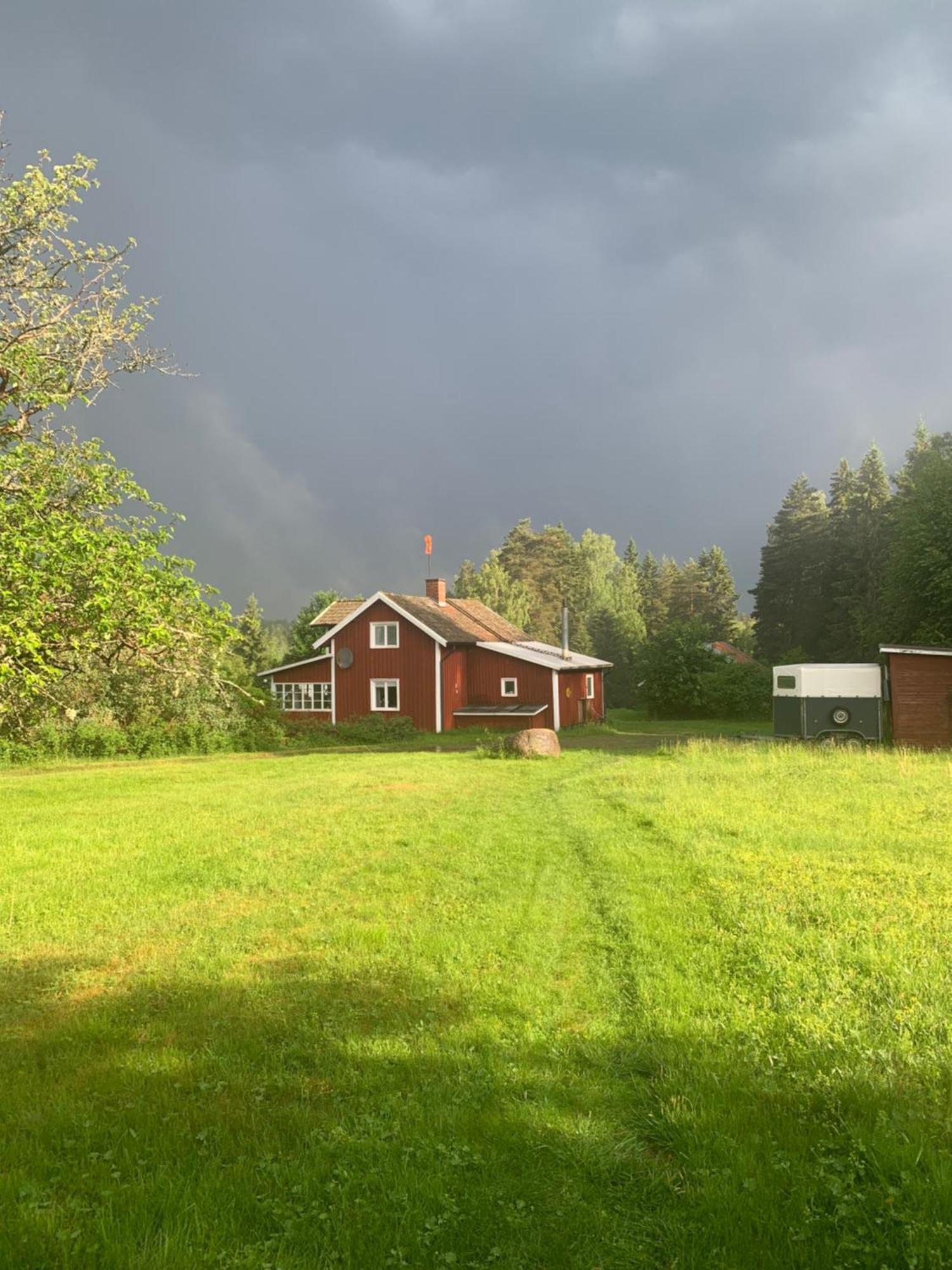 Warm Beheiztes Gemuetliches Haus In Der Natur Sunne Luaran gambar